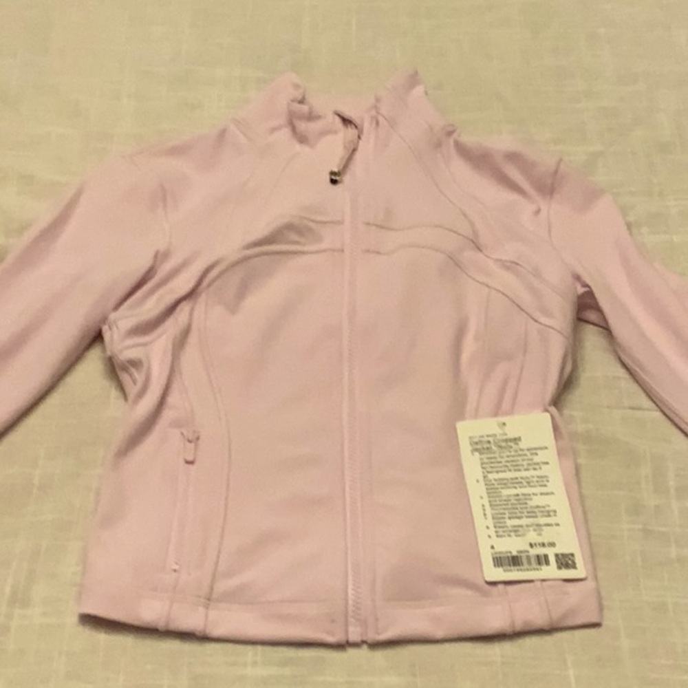 NWT Lululemon Cropped Define Jacket Nulu Size 4